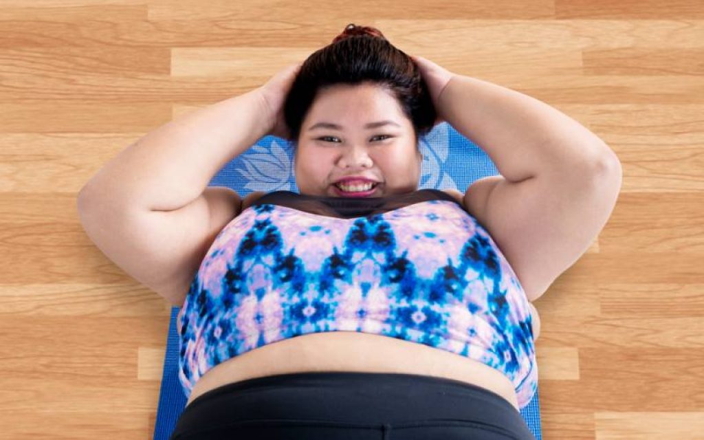É mito que se fizermos muitos abdominais podemos perder gordura na barriga